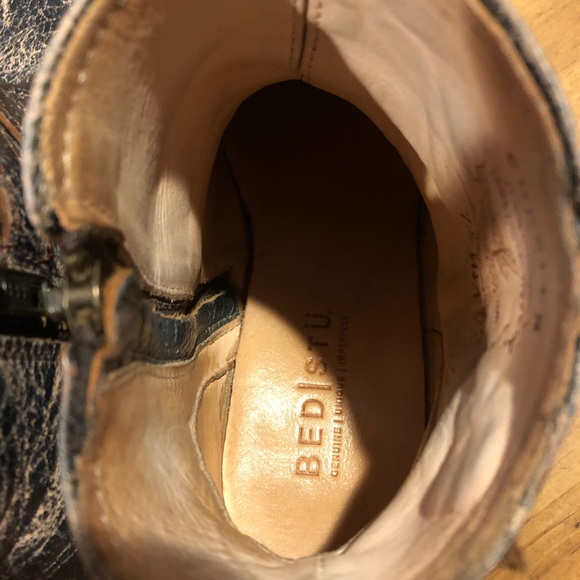 BED STU Begin Harness Bootie (distressed black) - Picture 7 of 9